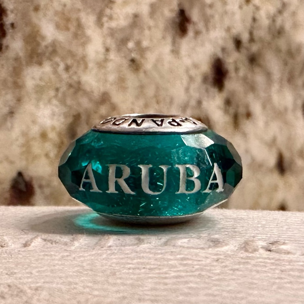 Pandora Authentic Aruba Exclusive Glitter Murano Charm RARE
